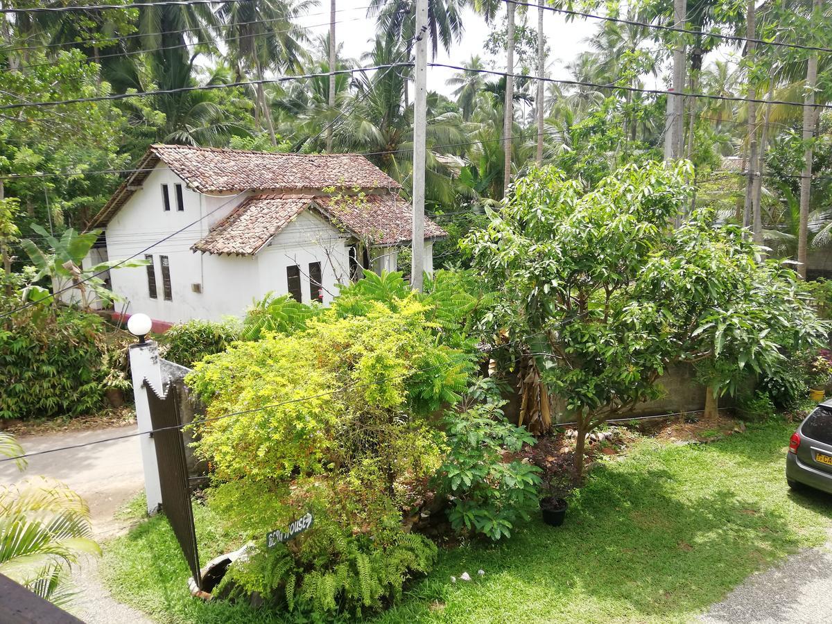 Berg House Unawatuna Hotel Exterior photo