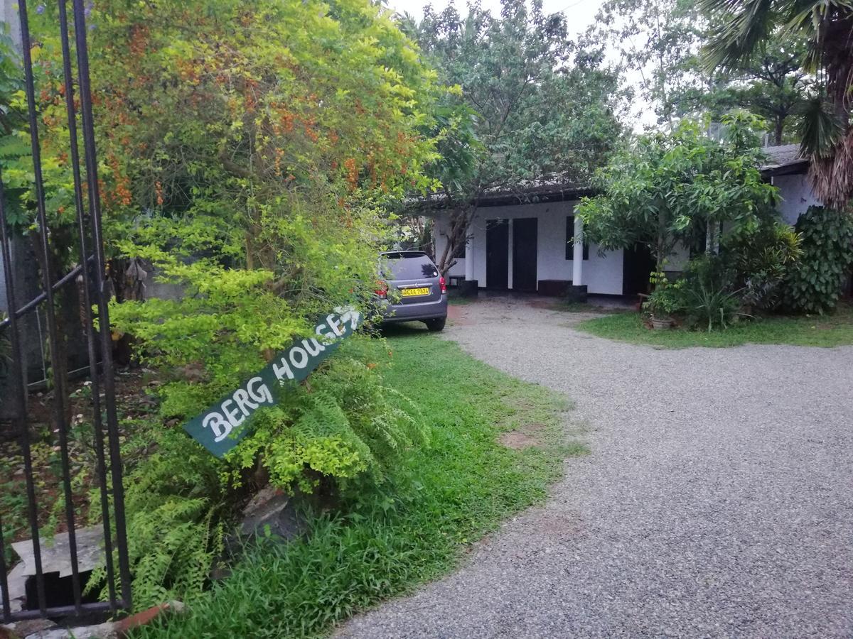 Berg House Unawatuna Hotel Exterior photo